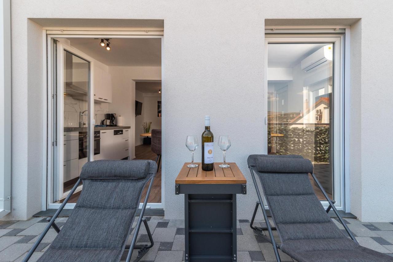 Delux Apartment Eva 特罗吉尔 外观 照片