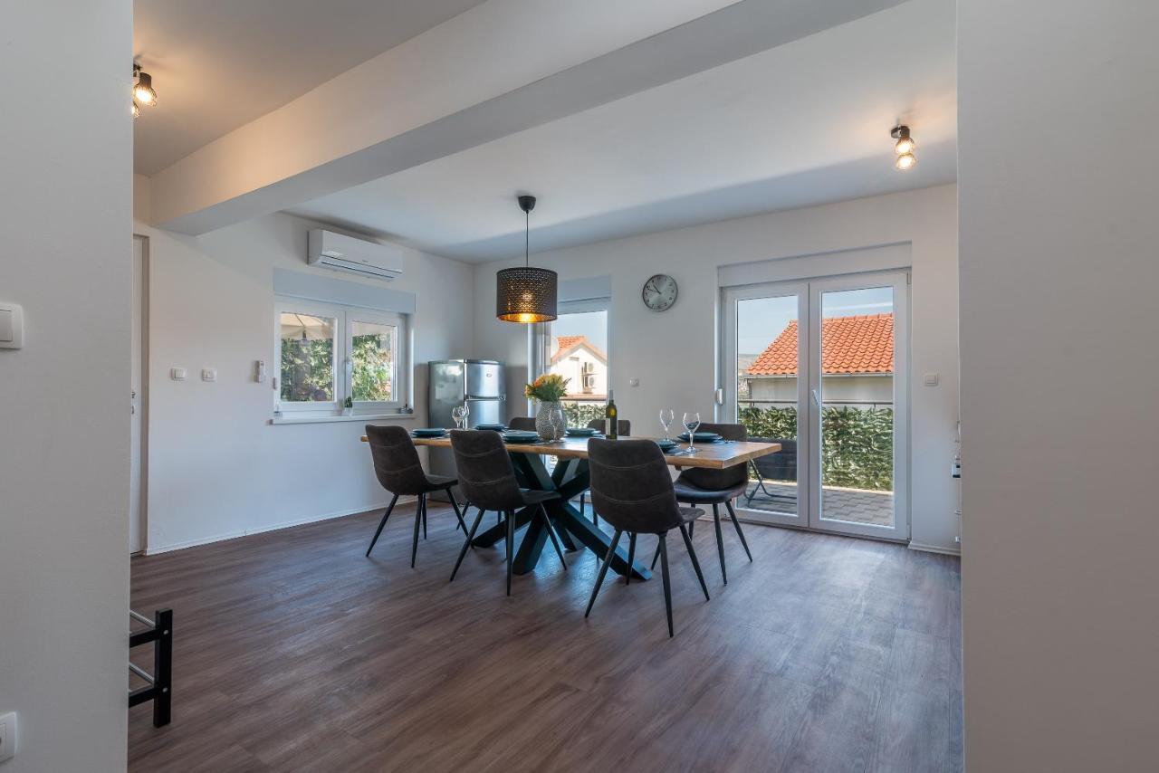 Delux Apartment Eva 特罗吉尔 外观 照片