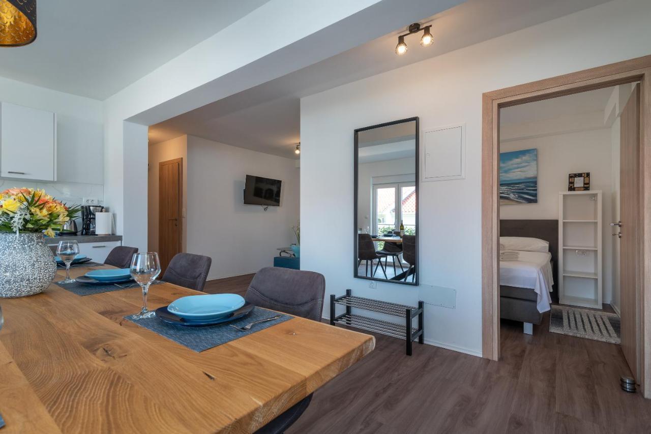 Delux Apartment Eva 特罗吉尔 外观 照片