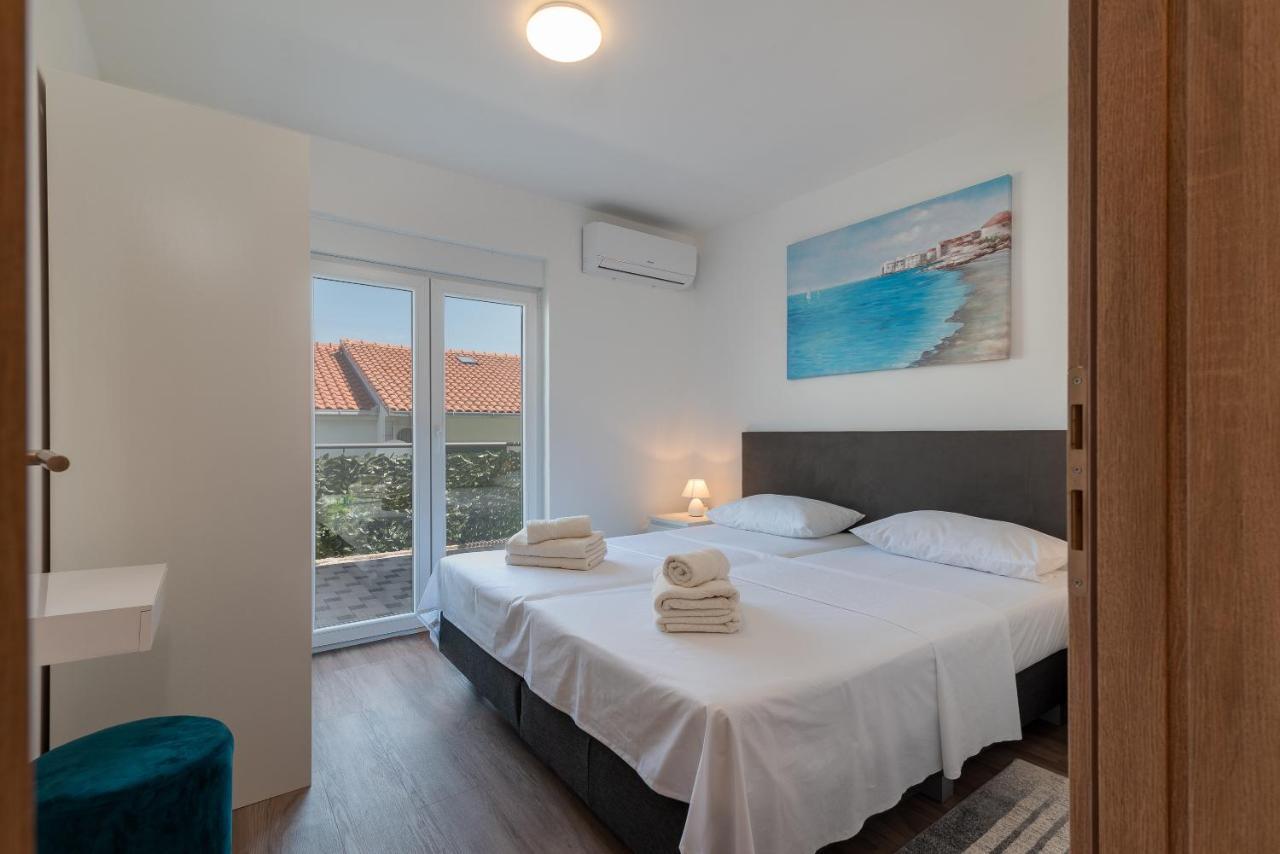 Delux Apartment Eva 特罗吉尔 外观 照片