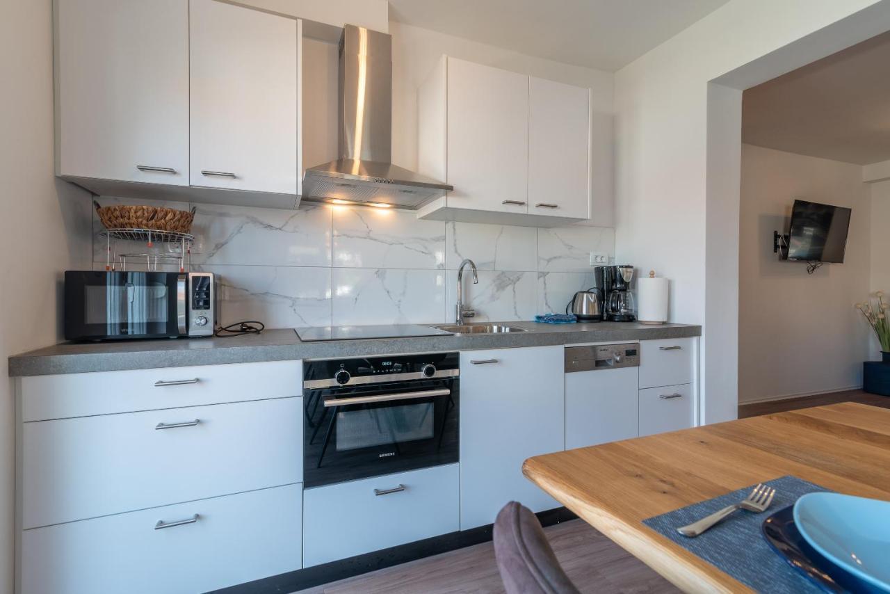 Delux Apartment Eva 特罗吉尔 外观 照片