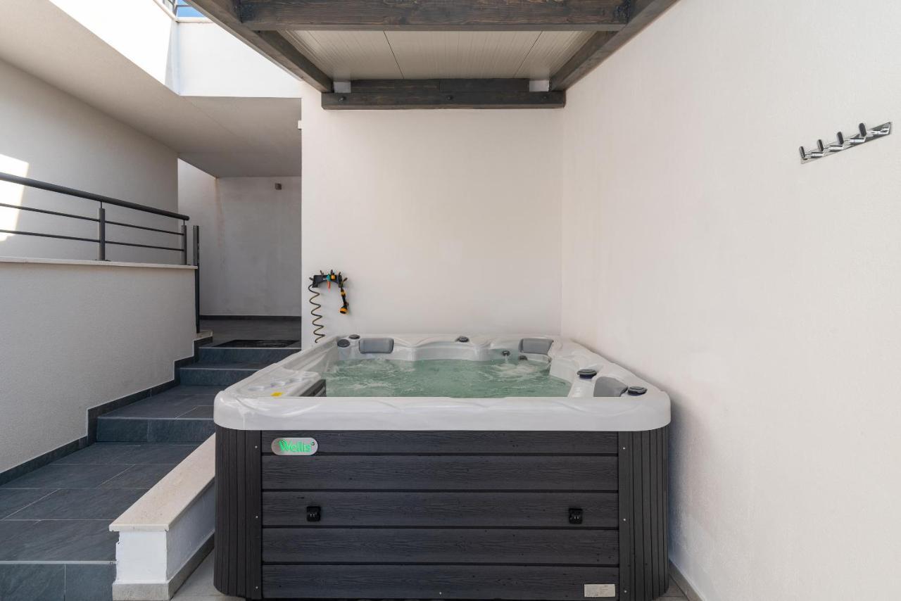 Delux Apartment Eva 特罗吉尔 外观 照片